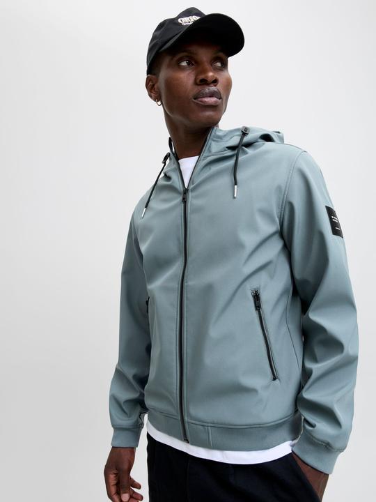 Actual product image Jack & Jones Jjebasic Softshell Hood Noos (M)