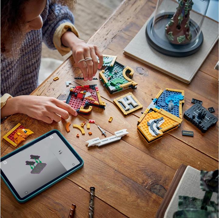 Produktbild LEGO Hogwarts-Hauswappen Harry Potter