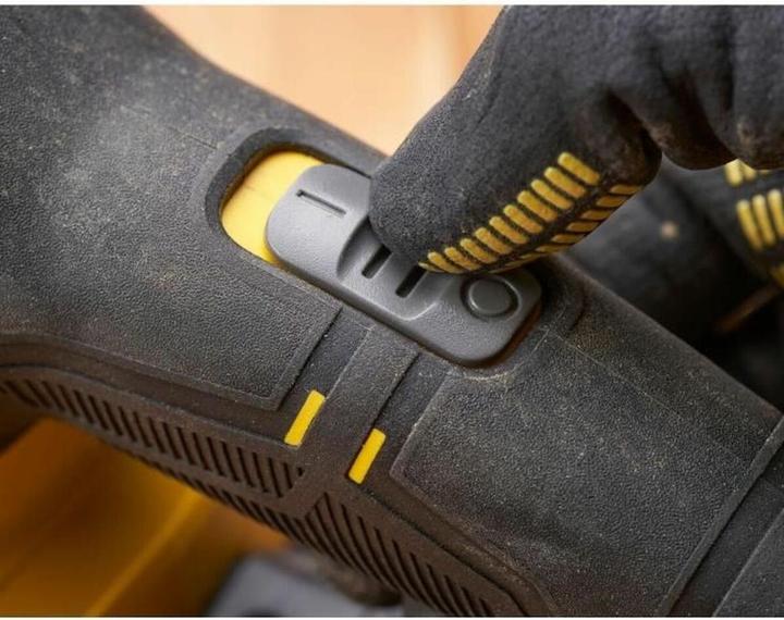 Immagine prodotto Stanley Fatmax SFMEW210S-QS (Smerigliatrice a delta, 120 W)