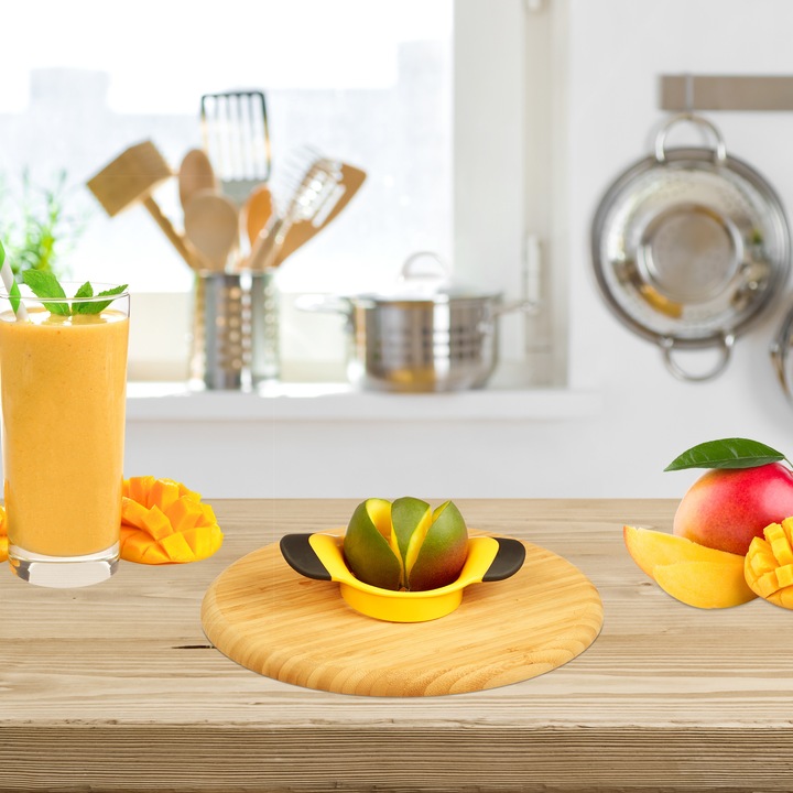 Actual product image Relaxdays Mango Slicer with Blade
