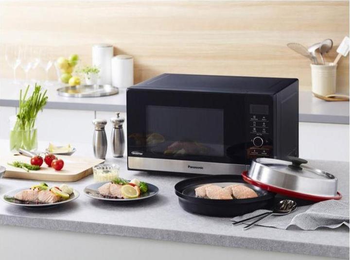 Image du produit Panasonic Nn-Gd38hswpg (23 l)