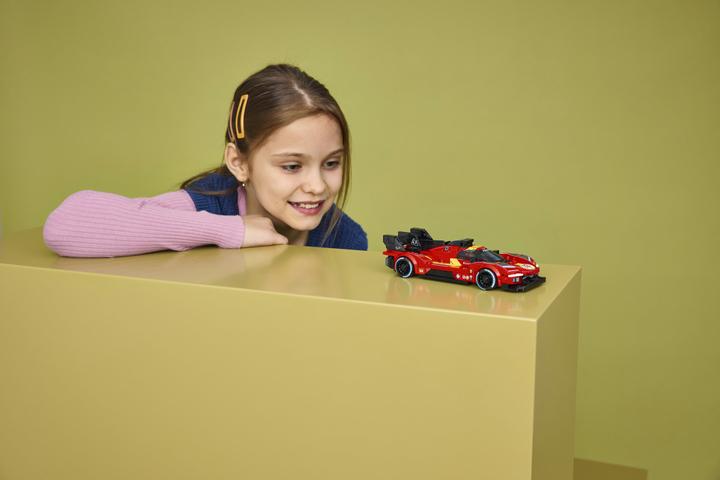 Produktbild LEGO Ferrari 499P (77261, LEGO Speed Champions)