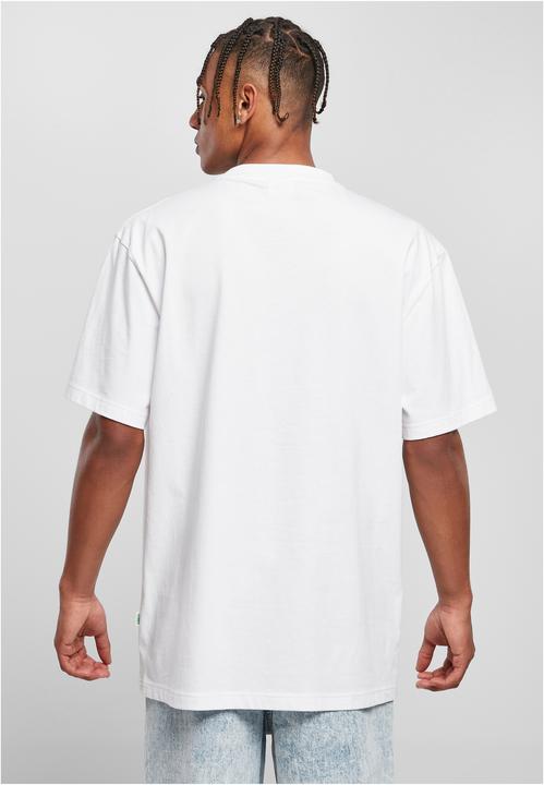 Actual product image Urban Classics Organic Tall Tee (4XL)