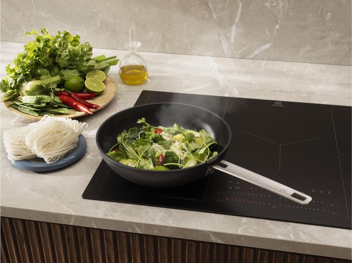 Image du produit Electrolux E9hoecw (Céramique, 28 x 7.60 cm)