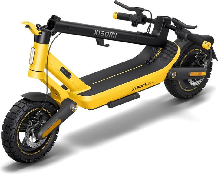Actual product image Xiaomi Electric Scooter 6 Ultra Swiss Edition (20 km/h, 75 km, 500 W)