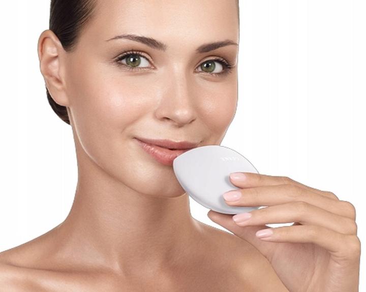 Actual product image Konjac Sponge Silikonowy powiększacz ust 4w1 Geske z Aplikacją (starlight) (Lip Care Stick)