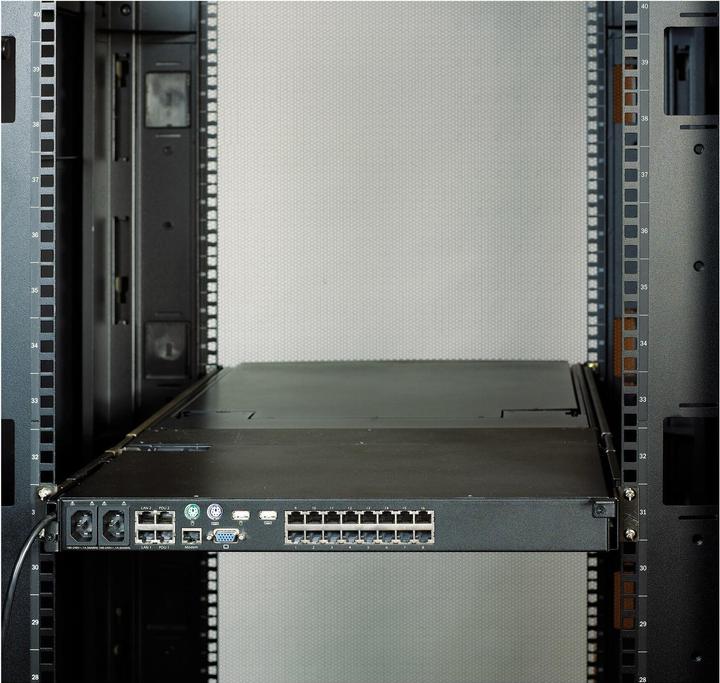 Actual product image APC KVM 2G - LCD - power cable and installation kit