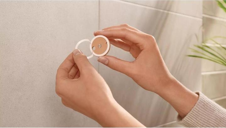 Actual product image tesa MOON WHITE Towel hook incl. adhesive solution without drilling