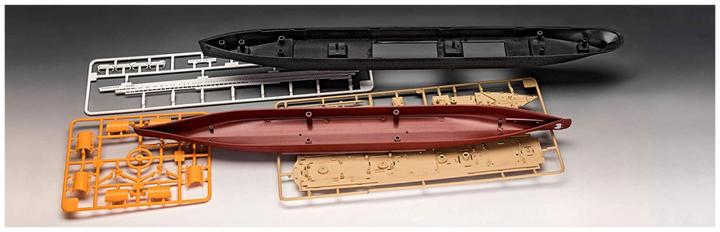 Actual product image Revell R.M.S. Titanic