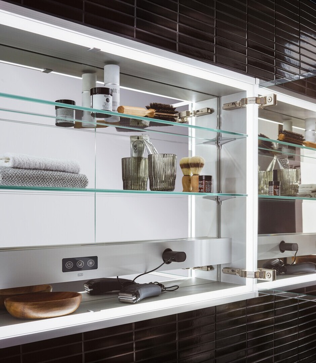 Produktbild Emco asis prestige 2 Lichtspiegelschrank, Aufputzmodell, 1588mm