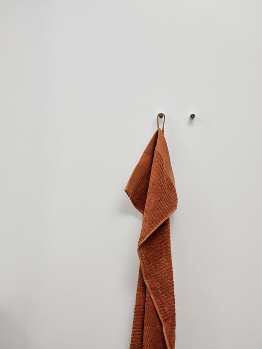 Actual product image Zone Denmark Classic shower towel 70 x 140 cm, terracotta (70 x 140 cm)