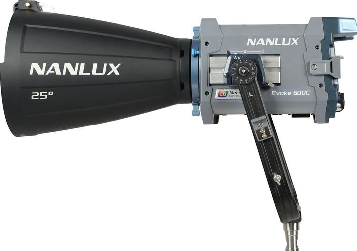 Produktbild Nanlux Faretto Spot Evoke 600C RGBLAC (Studioleuchte, Videoleuchte)