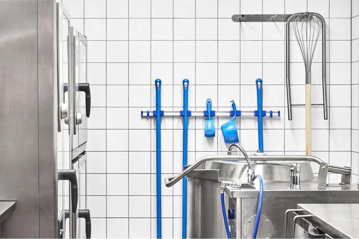 Actual product image Toolflex One holder with wall adapter