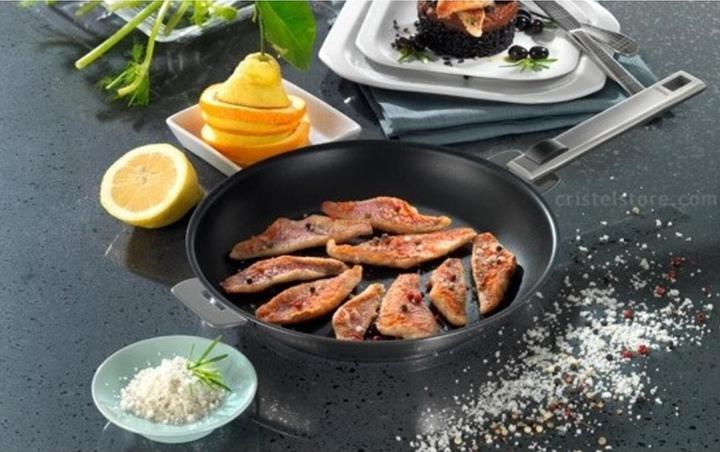 Actual product image Cristel Strate (28 cm, Frying pan, Stainless steel)