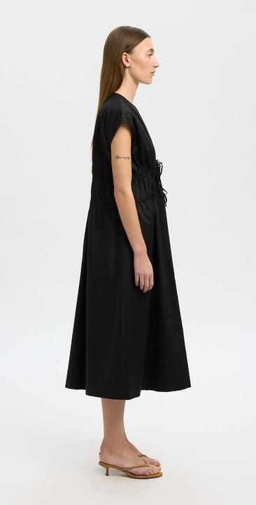 Produktbild Selected Femme Vorn gebundenes Midikleid (40)