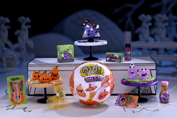 Actual product image MGA 's Miniverse - Make It Mini Halloween 2025 Beetlejuice Mini Collectibles (sortierter Artikel)