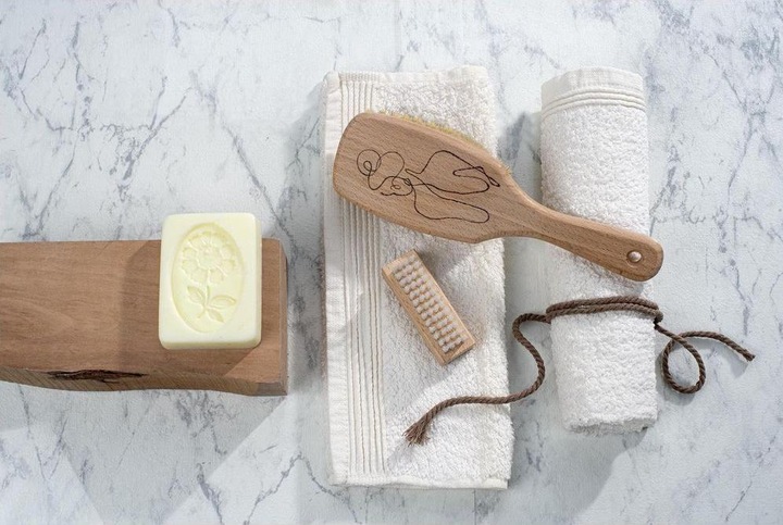 Produktbild Glorex Massagebürste mit Stiel 22 x 6.5 cm Naturborsten, 1 Stück