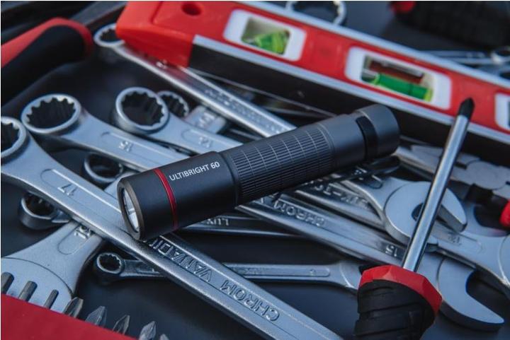 Immagine prodotto Emos Torcia in metallo CREE LED Ultibright 60, 170lm, 1xAA (10.10 cm, 170 lm)