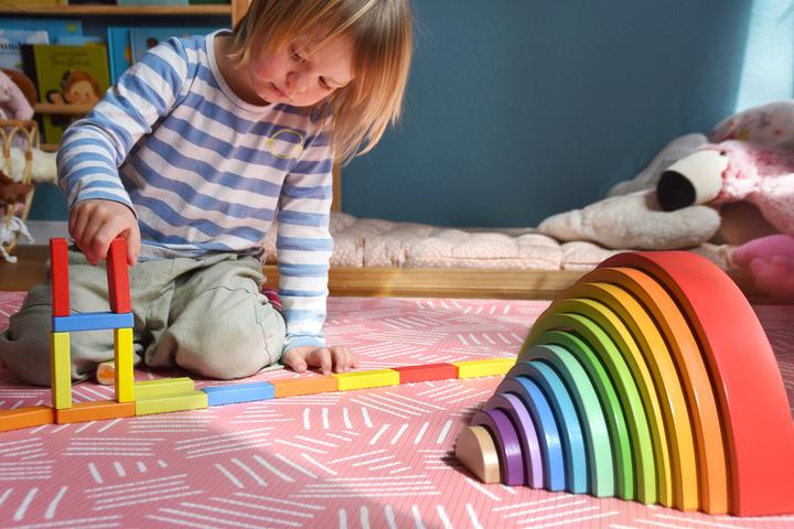 Actual product image small foot Wooden blocks rainbow XL