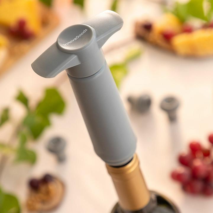 Actual product image InnovaGoods Vacuum pump for wine with 4 corks (Wine pump)