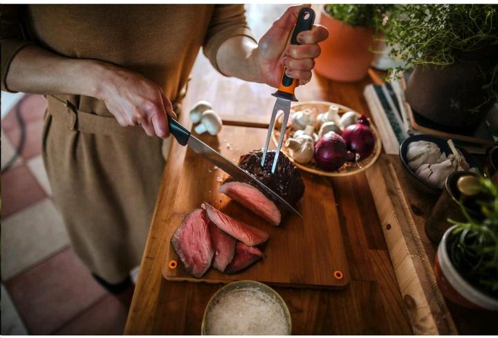 Produktbild Fiskars Functional Form cutting knife 1057539 (21 cm)