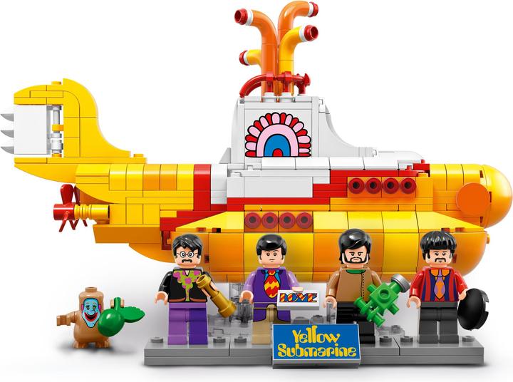 Actual product image LEGO Ideas Yellow Submarine (21306, LEGO Rare Sets, LEGO Ideas)