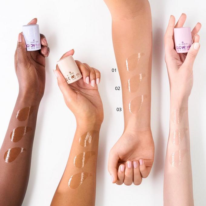 Produktbild essence GLOWcerin glycerin lip treatment (Lippenbalsam)