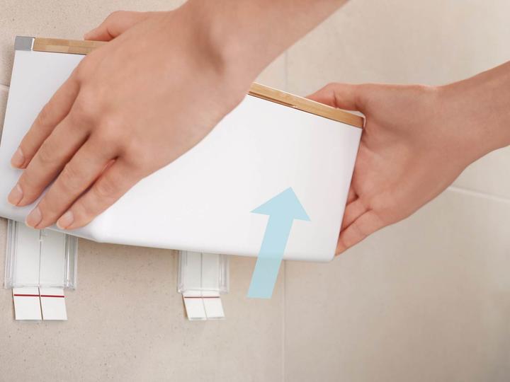 Produktbild tesa BABOO Aufbewahrungsbox mit Deckel, mittelgross inkl. Klebelösung ohne Bohren