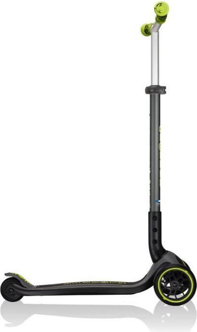 Actual product image Globber Master Prime 3-wheel scooter / Black - Lime green