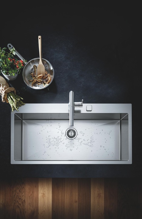Actual product image Grohe Essence single-lever sink mixer