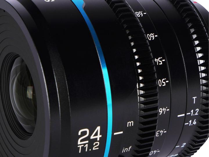 Image du produit Sirui MS24M-G Night Walker 24mm T1.2 S35 Cine Objective (MFT-Mount Gun Metal Gray) (Nouveauté) (Offert) (Micro Four Thirds, APS-C / DX)