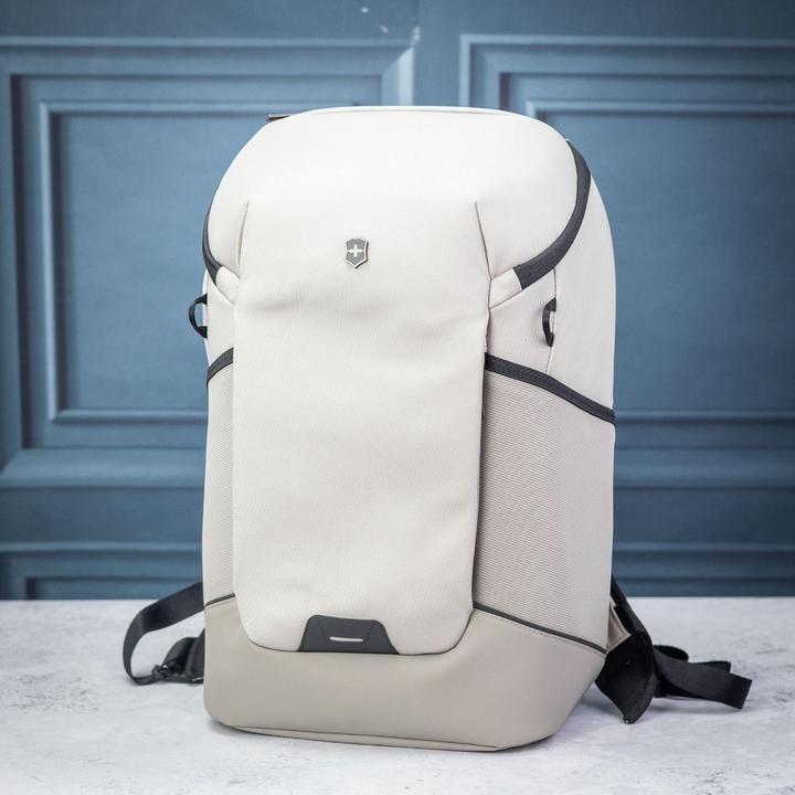 Immagine prodotto Victorinox Altmont Modern, Commuter Backpack, Stone White (22 l)