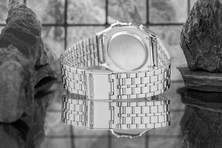 Produktbild Casio Herrenuhr A171WE-1ADF + BOX