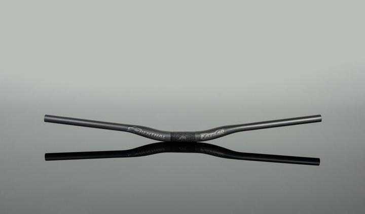 Actual product image Renthal V3 Fatbar Carbon Riser Handlebar, 31.8, 800x20mm, carbon/gold (31.80 mm)