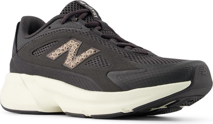 Actual product image New Balance Catalyst (39)