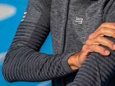 Produktbild Compressport Seamless Herren Midlayer (S)