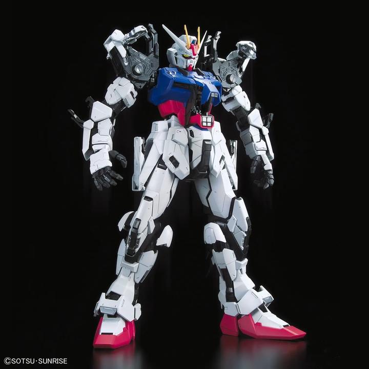 Actual product image Bandai Gundam - Perfect Strike Gundam Perfect Grade