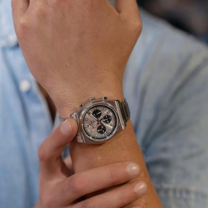 Image du produit Casio EFB-730D-7AVUEF (Chronographe, Horloge analogique, 40 mm)
