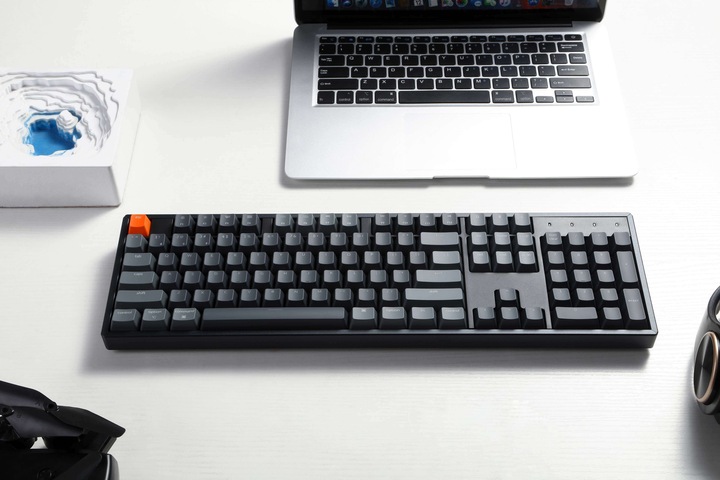 Actual product image Keychron K10 (CH, Cable, Wireless)