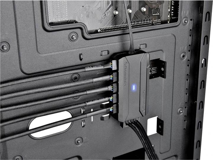 Produktbild Thermaltake Commander FP (10 Ports)