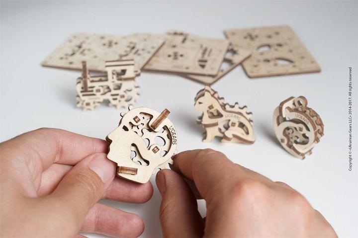Actual product image Ugears U-Fidgets ships