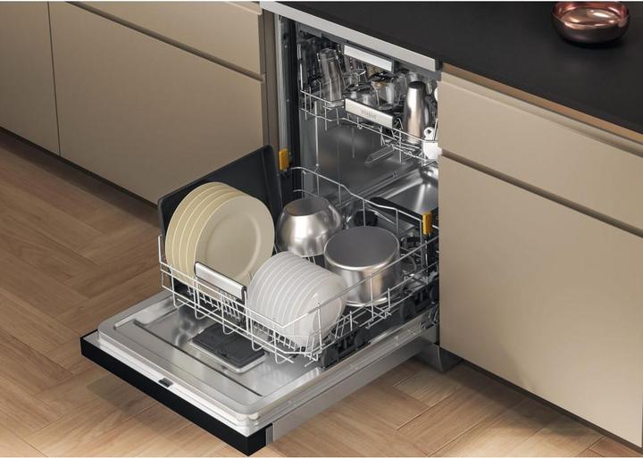Actual product image Whirlpool W7F HS51 X