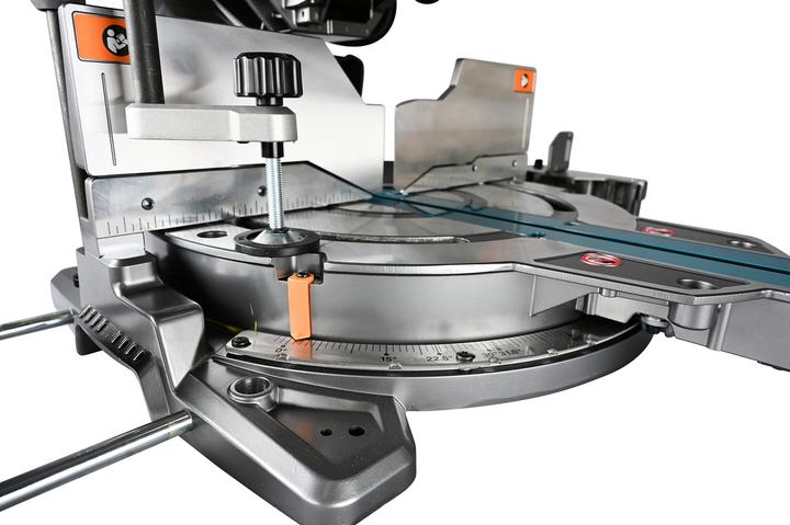 Actual product image Makita LS003GZ01