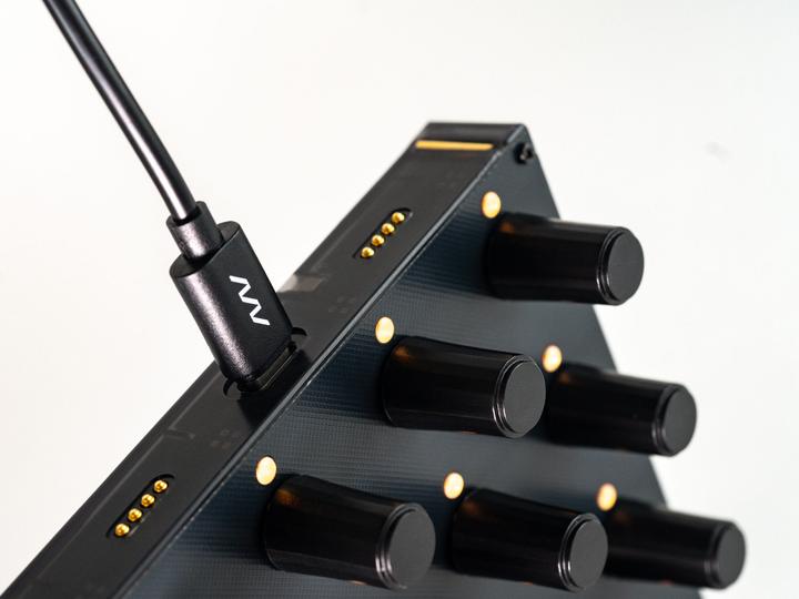 Produktbild Intech Studio Grid Series 3 - EN16 Detent