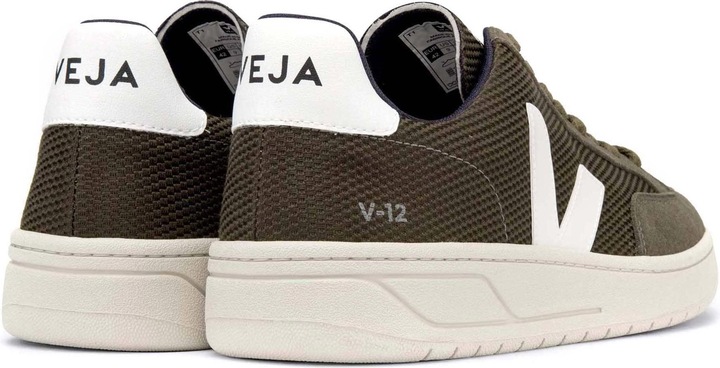 Actual product image Veja V-12 (41)