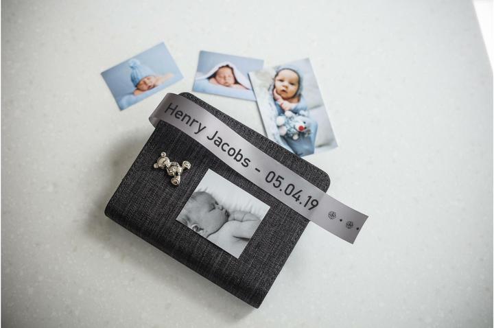 Produktbild Brother TZe-R951 (2.40 cm, Silber)
