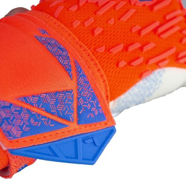 Actual product image Reusch Attrakt Gold X Freegell (11)