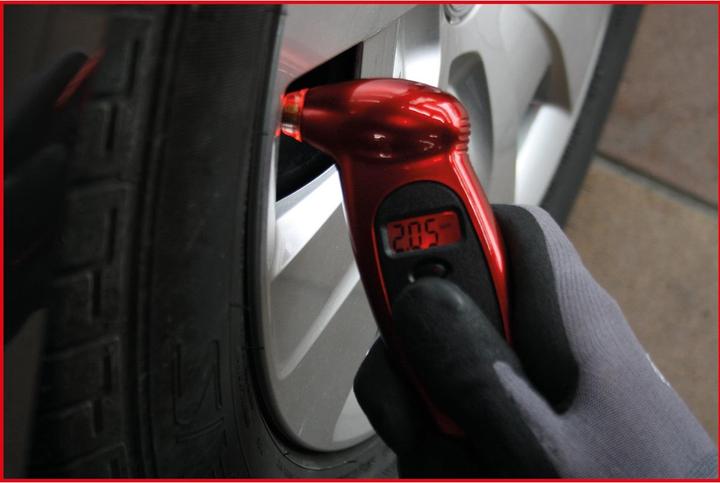 Actual product image KS Tools Digital tire pressure gauge