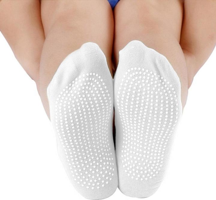 JTI Anti-Rutsch-Yoga-Socken - Weiss (2er Pack, 35 - 39)