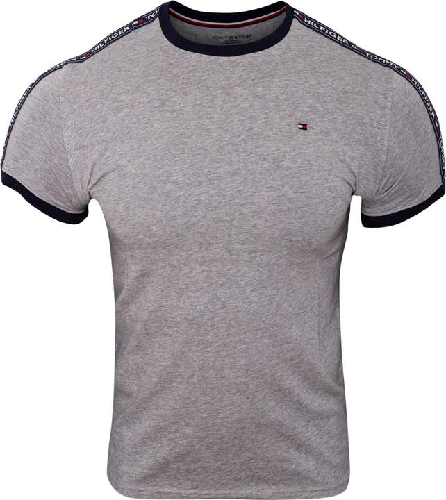 Actual product image Tommy Hilfiger tee (50, M)